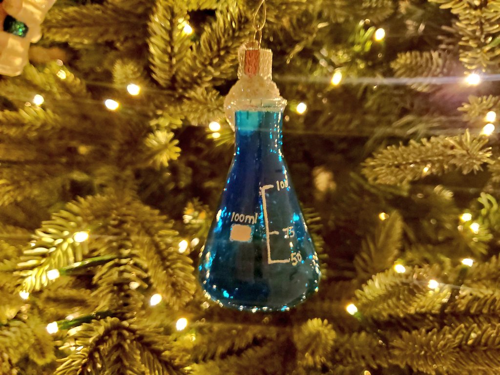 How a forensic toxicologist decorates a Christmas tree.