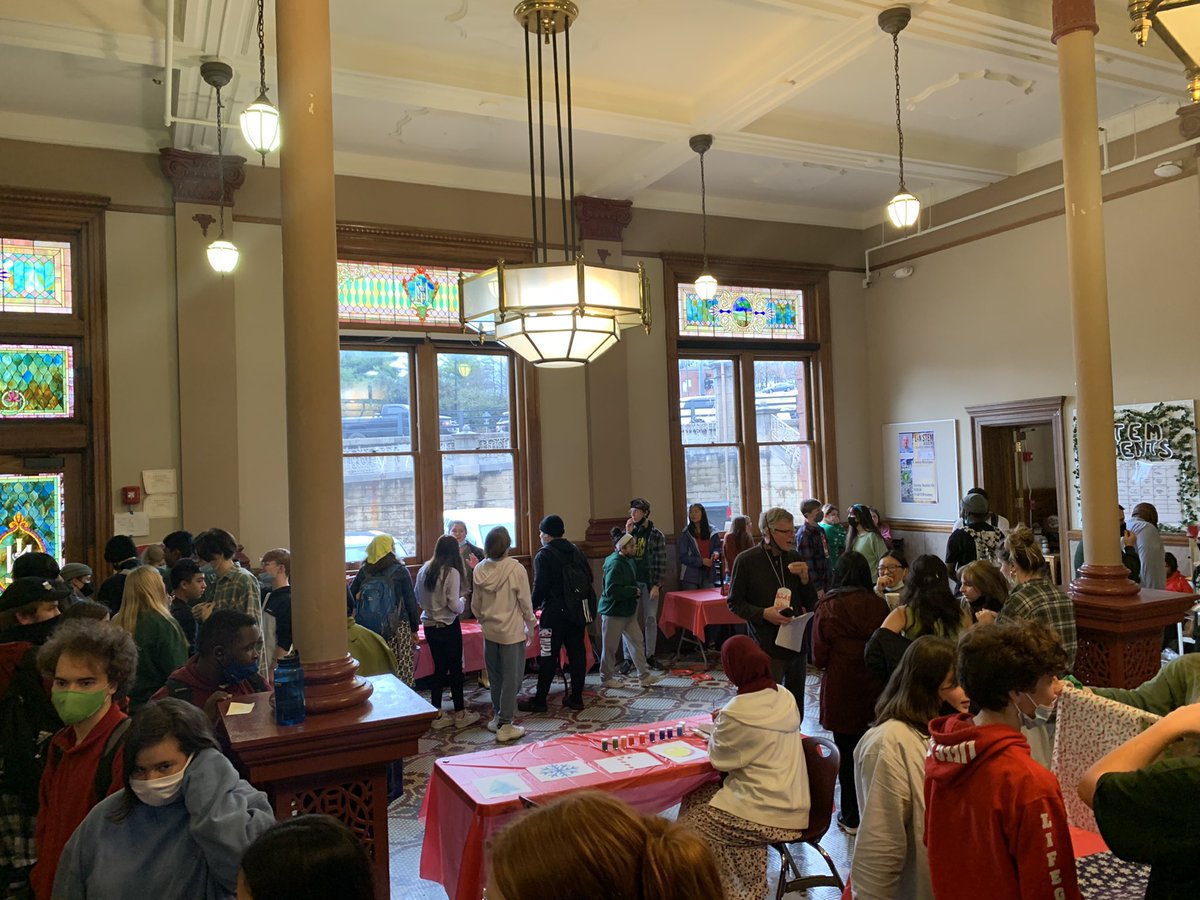 L&N STEM Academy SGA tweet media