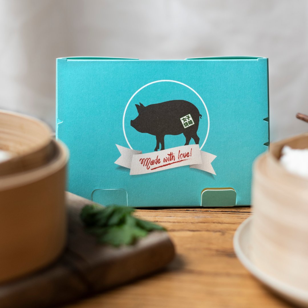 goodbbquk's tweet photo. If you’re looking to try delicious #HongKongBBQ, you can now find us on most food delivery platforms such as @Deliveroo, @JustEatUK &amp; @UberEats - We’re only delivering to certain areas in London at the moment with the hopes of expanding soon!

#GoodBBQUK #LondonFoodies https://t.co/WXTmQaOb99