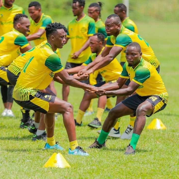 Simba_Na_Yanga's tweet photo. Zoezi bado linaendelea pande zote mbili ⚽🏃
#CheeflonSports🔥 https://t.co/LAPRT96jux