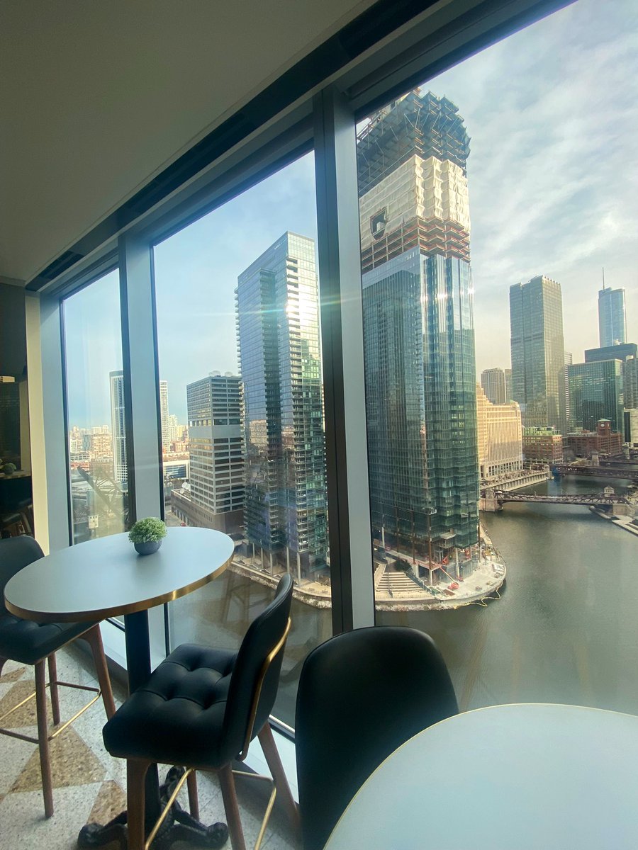 ToiWeezy's tweet photo. New job views 😊 #Riverpoint https://t.co/Gfzb3VPLEZ