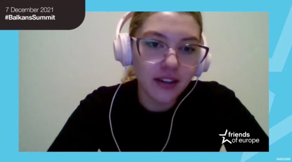 🗨️ Student Alesia Alldervishi mentions that the changes have happened in the <a href="/CityOfTirana/">City of Tirana</a>, but many young people have 'given up'. What can politicians do to revive youth interest in politics? #BalkansSummit