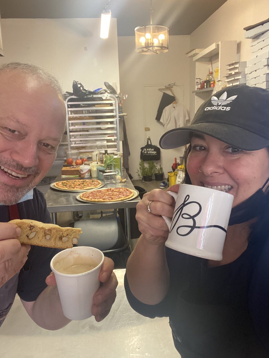 BakerandChefTO's tweet image. Enjoying a quick moment with the hubs @iamchefcarm ✌️