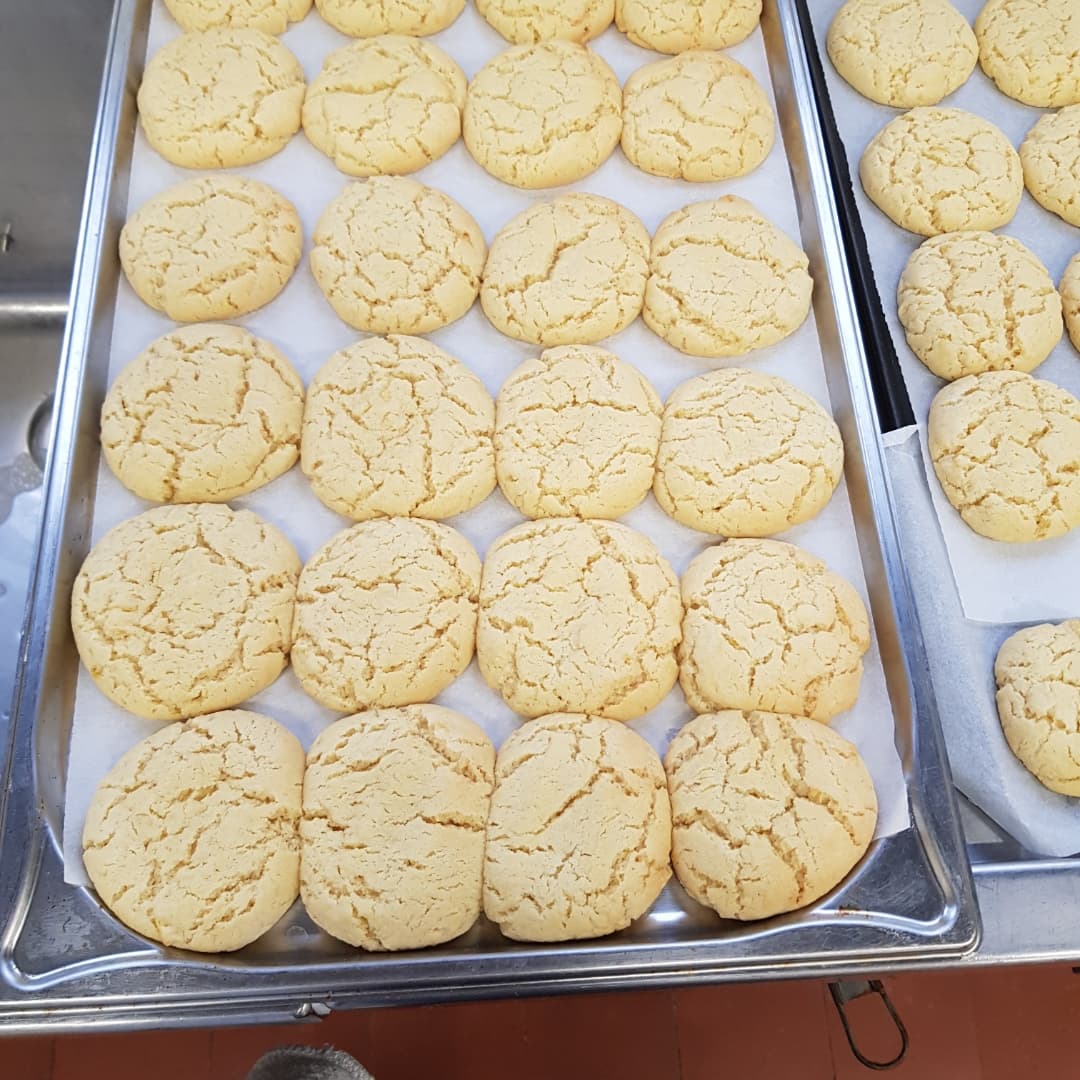 infantskitchen's tweet photo. Lemon drizzle cookies ... they smelt amazing !! https://t.co/8icalq5GYv