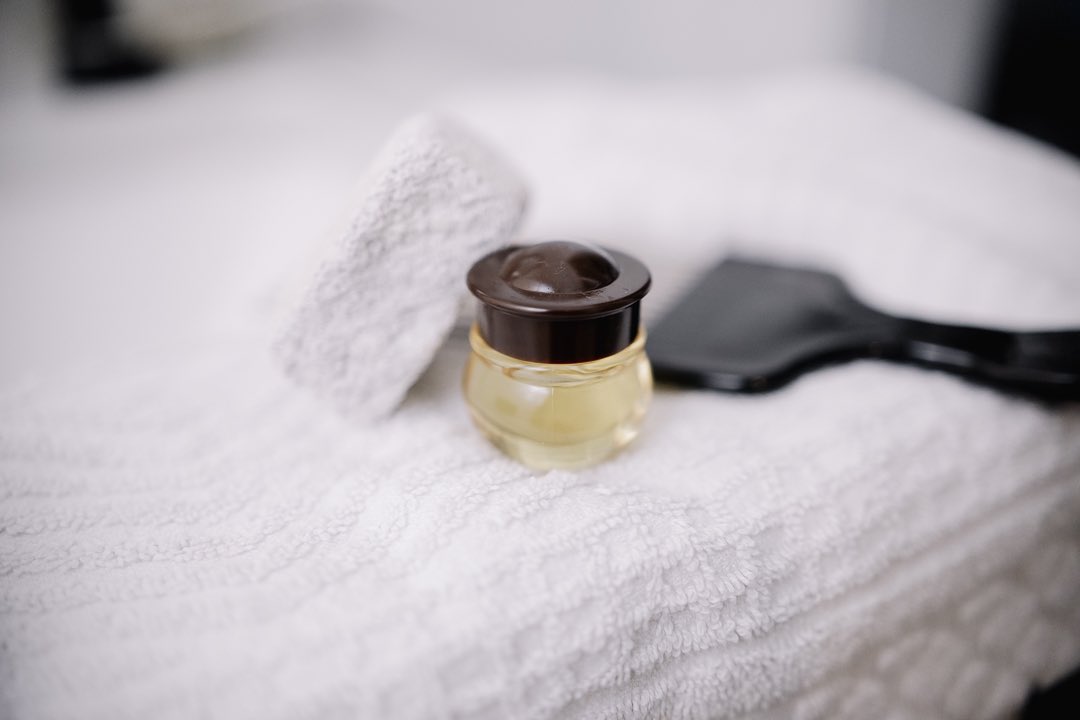 beautygiene's tweet photo. The Honey Dip Lip Balm is a GAME CHANGER when it comes to completely restoring the condition of your lips during the winter season! Try it and use the first time code: FIRSTTIME for 10% off! #winterlips #chapstick #chappedlips #liphealth #liphealing https://t.co/zK0pZFvfMA
