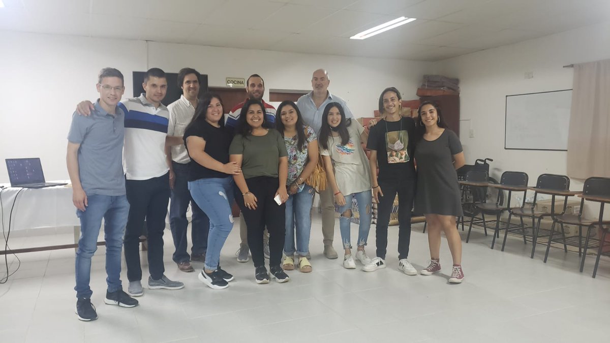jrceres3's tweet photo. La Juventud Peronista, la Juventud Socialista y la Juventud Radical de Ceres, nos convocamos a reflexionar sobre "Democracia Bipolar" con Carlos March. 
Con una mirada crítica e innovadora aportamos a la construcción de una verdadera democracia de calidad. https://t.co/7v7Ccdsysc
