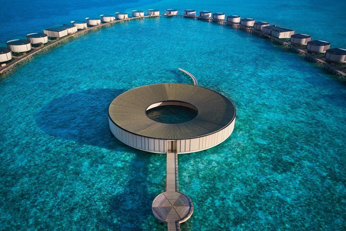 Fly on over to the #Travel section of our new website to check out all the latest #destinations, #experiences and #hotels – like this recently opened <a href="/RitzCarlton/">The Ritz-Carlton</a> hotel in the #Maldives.
l8r.it/KcNn