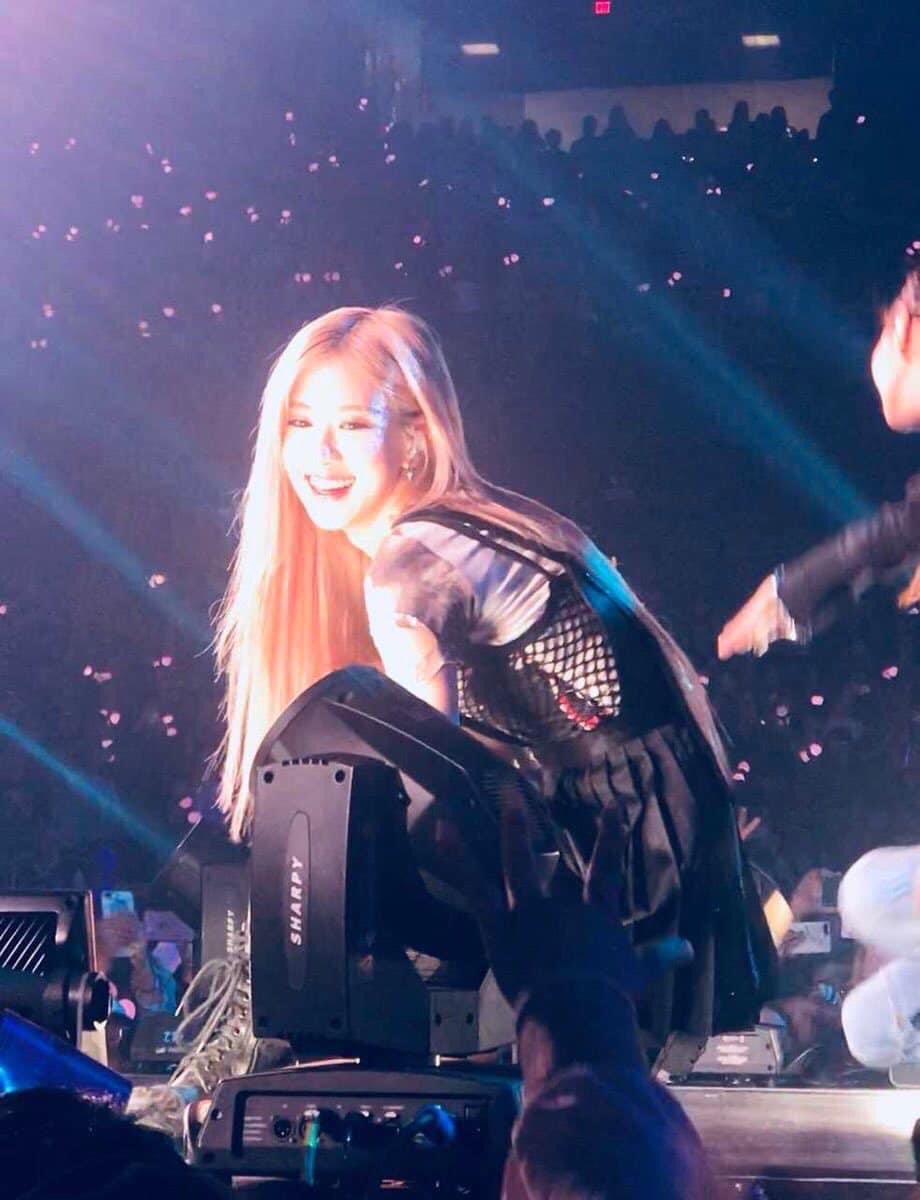 Vote nhiệt tình lên đi mọi người ơi
I vote #MAMAVOTE #rosé