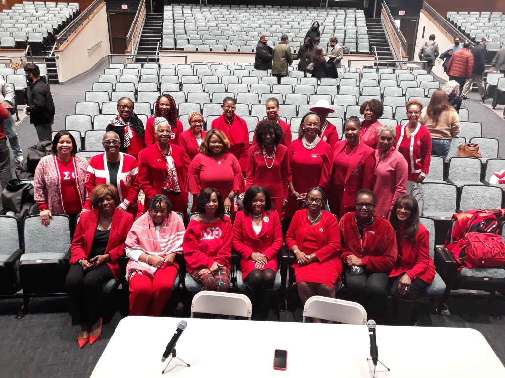 easternregdst's tweet photo. #ReDSTrictingTuesday #ERDSTSocialAction
Sunday's public hearing with the NJ Redistricting commission - NJSAC, Dr. Alicia Benjamin-Stennent, gave an excellent testimony on behalf of the DST Chapters of NJ. She is also the co-chair of the NJ Redistricting Cohort of DST. https://t.co/r679eqg48Y