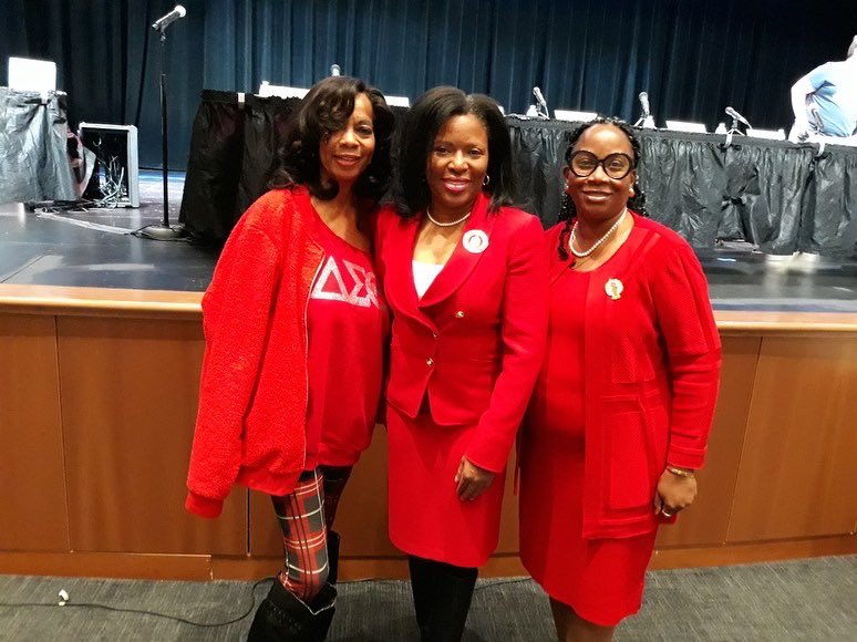 easternregdst's tweet photo. #ReDSTrictingTuesday #ERDSTSocialAction
Sunday's public hearing with the NJ Redistricting commission - NJSAC, Dr. Alicia Benjamin-Stennent, gave an excellent testimony on behalf of the DST Chapters of NJ. She is also the co-chair of the NJ Redistricting Cohort of DST. https://t.co/r679eqg48Y