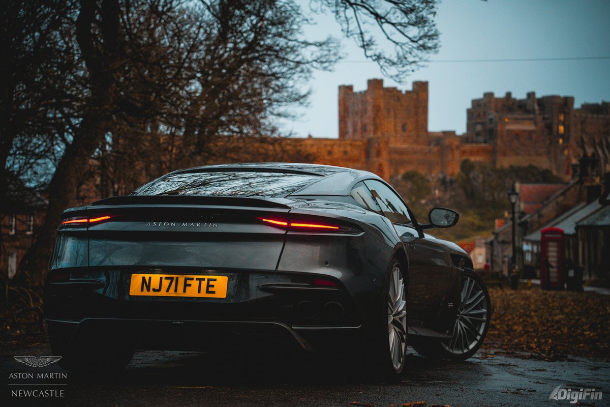 astonmartin_new's tweet image. Today's feature from 'Aston in Wild' shows images taken at Bamburgh Castle.  
Simply stunning 😍