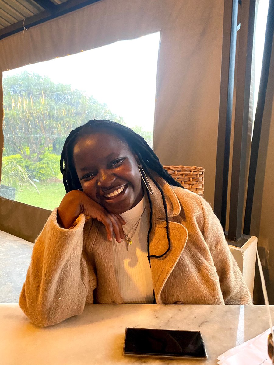 mbuyu_'s tweet image. Happy birthday to the one and only @mwwwanahamuntu_. You are selfless and one of the most endearing persons I have got to know. Keep flying my dear. 🙂 Oh see how I had better pictures of you unlike you 😂😂