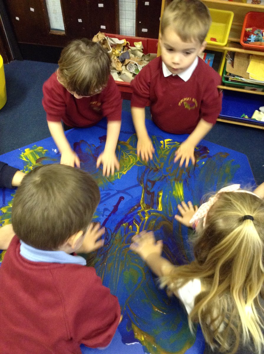 spurcroftschool's tweet photo. Some fun and fabulous mark making in nursery today! #writedance https://t.co/Kpqg1PaSFj