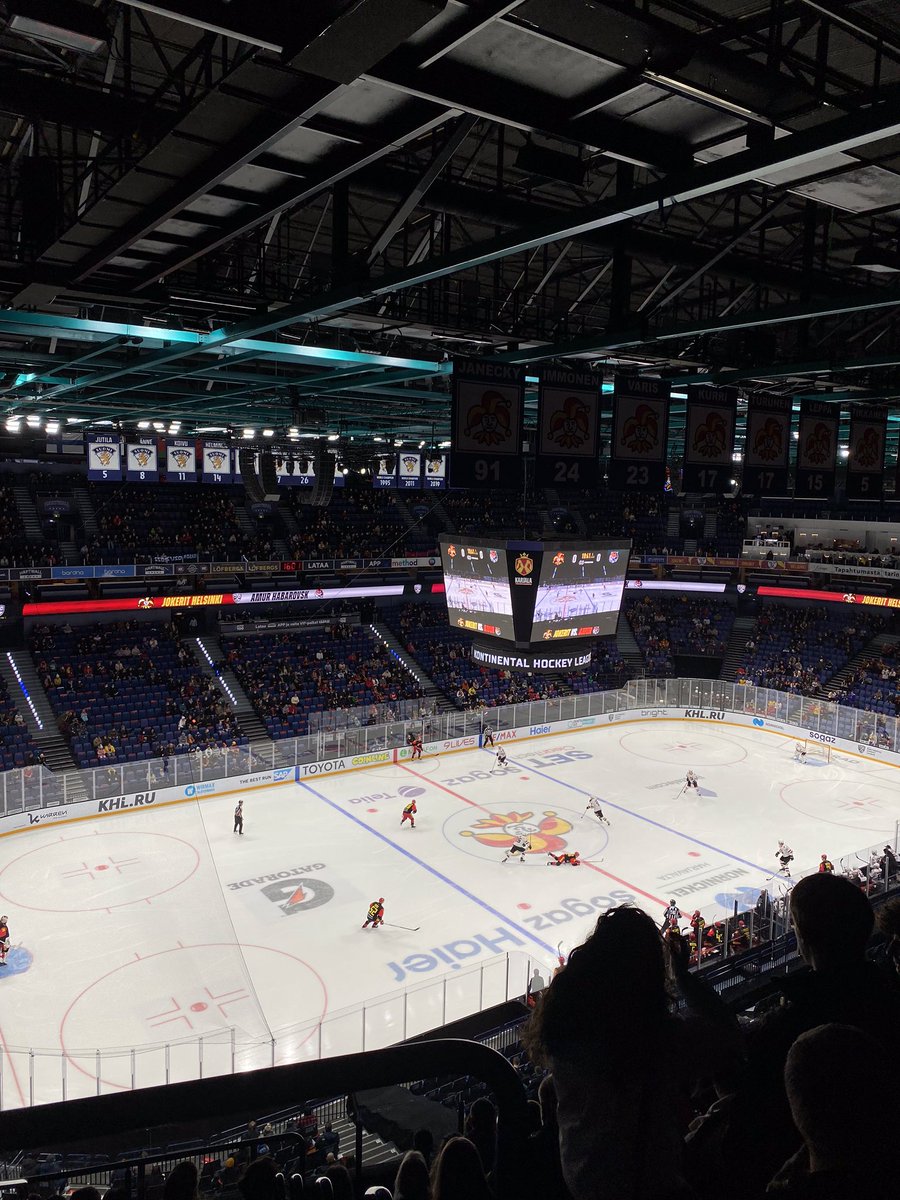 Went for the first time to see a hockey game, it was so exciting 🤩 <a href="/MetropoliaBiz/">Metropolia Business School</a> #metropoliastudents