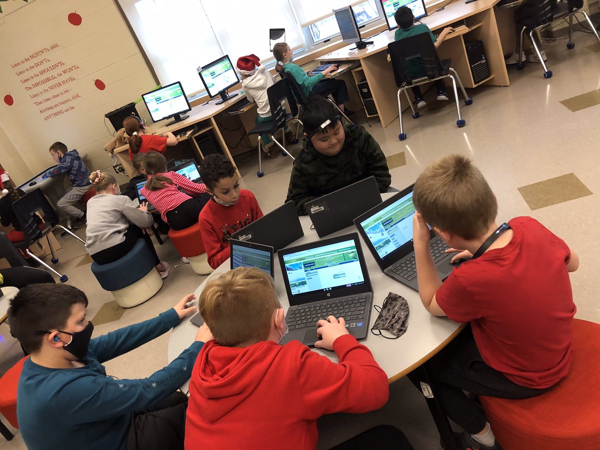 CoachPeteNL's tweet image. A talented group of coders  learning about beginner computer programming from @JenniferJLeeSt1 @paradiseelem  #HourOfCode Coding the Grinch #CodeWithTESIC @nltatesic @NLESDCA Even @msDelaceyPES got in on the action