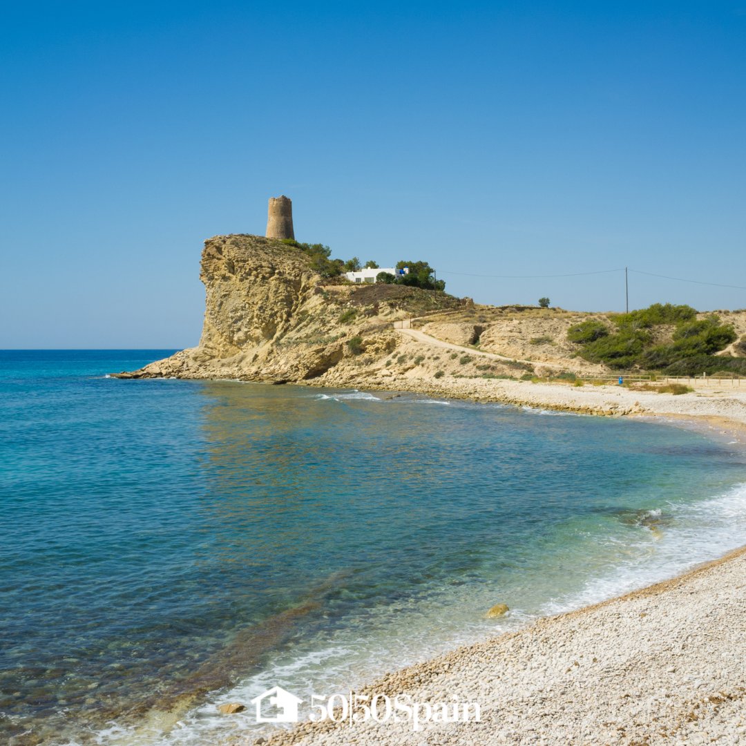 #CostaBlanca is home to some truly beautiful #beaches. 

If you’re looking for hidden gems, check out this list of top attractions in Costa Blanca:
spain-holiday.com/Costa-Blanca/a…