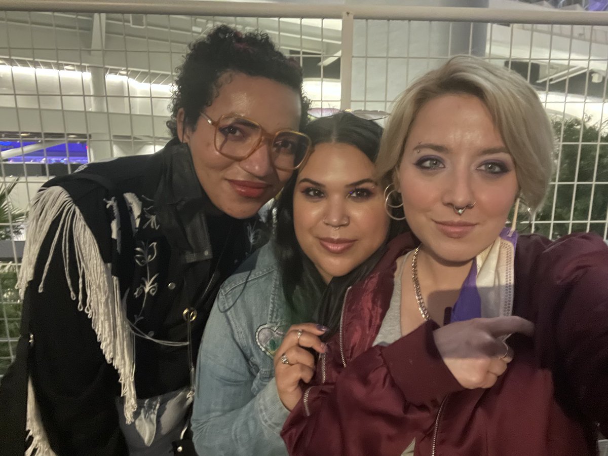 eli (respectful) tweet media