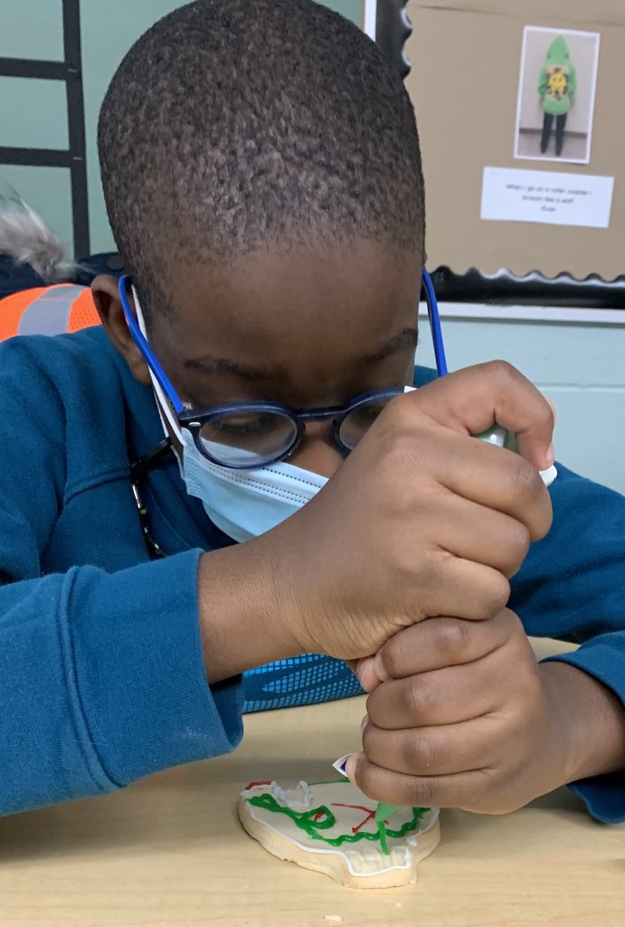 Our amazing Greenbriar students making and decorating cookies <a href="/GreenbriarMS678/">GreenbriarMS</a> <a href="/msmasood25/">Ozma Masood</a>
