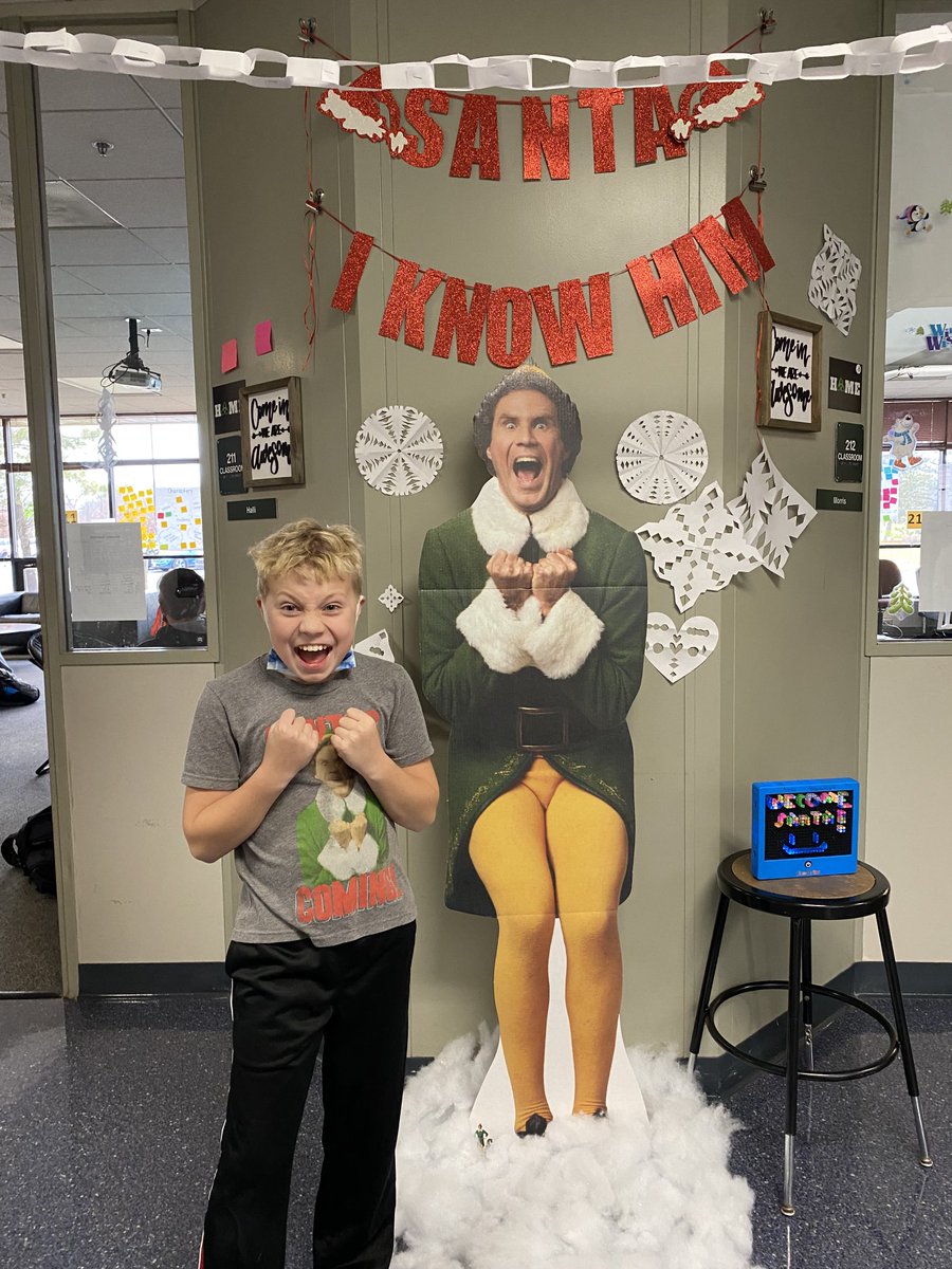 Getting in the spirit here ⁦<a href="/gmsDCSD/">Grizzell Middle School</a>⁩