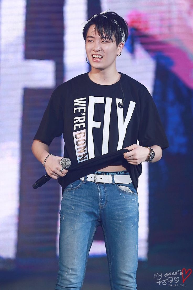 junekro's tweet image. แม้ว่าวันทั้งวันนั้น จะเหนื่อยและเศร้ามากแค่ไหน เปิดดูทีไรก็ฮีลใจตลอด ยิ้มได้ตลอด ขอบคุณนะเจ้าความสุขของฉัน ..💚💚🥺