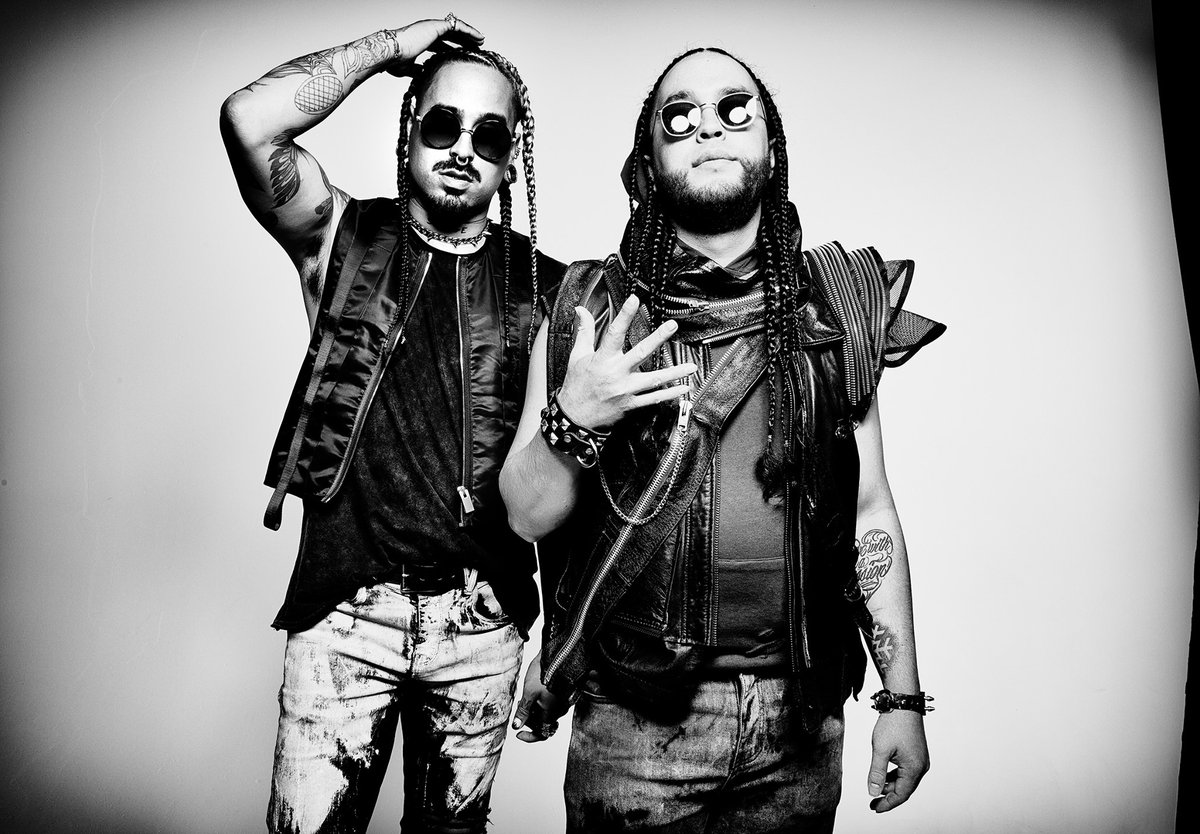 🚨JUST ANNOUNCED!!🚨
The amazing <a href="/TheRezKids/">Snotty Nose Rez Kids</a> return to London on Wednesday April 12th, bringing their #LifeAfter Tour to Rum Runners.
🎟Tickets on sale Friday December 10th 10AM at londonmusichall.com

#ldnent #ldnevnt #ldnont <a href="/EmbracePresents/">Embrace Presents</a>