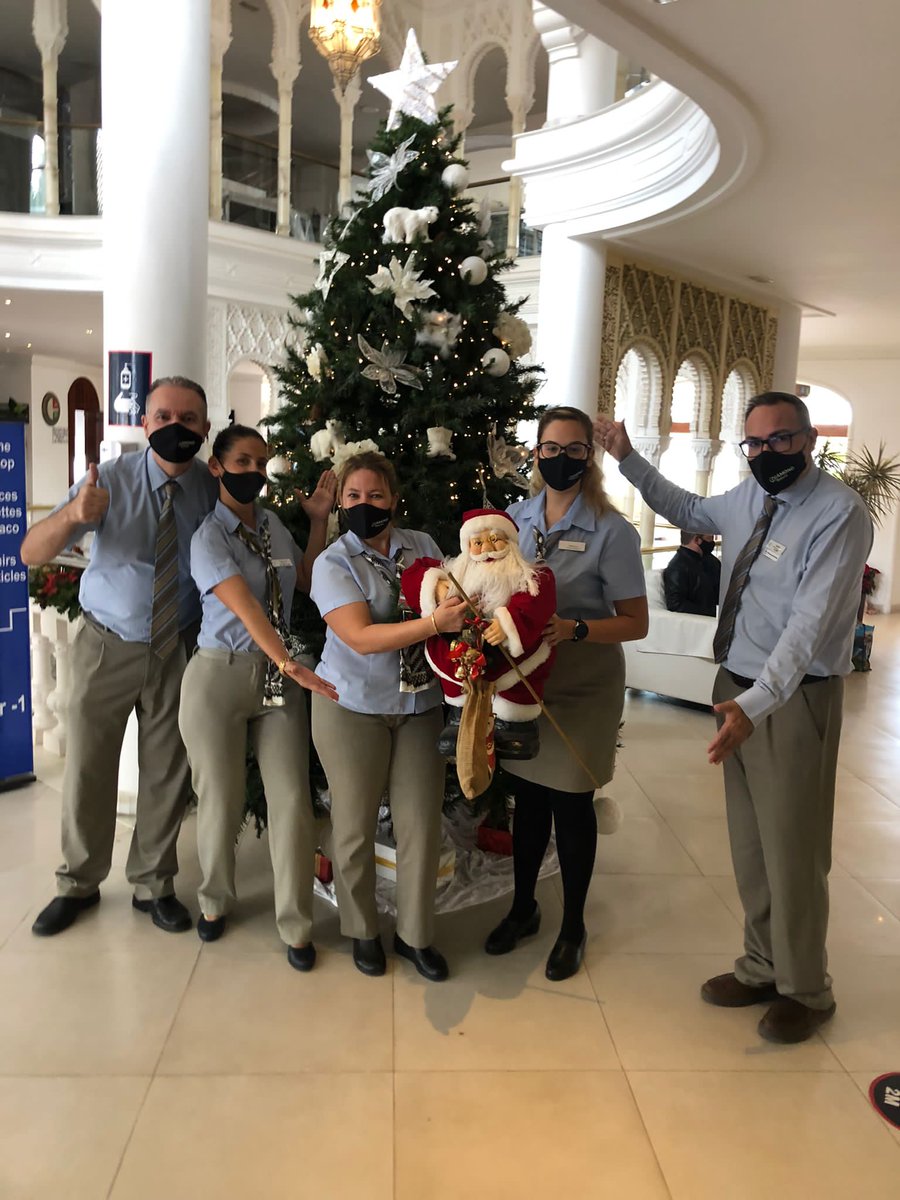 Daniel Castrillón (@danielsbgoc) on Twitter photo It's not what's under the tree that matters, it's who gathered around it! The Reception team officially welcome #Christmas at #SantaBarbaraGolfAndOceanClub@diamondresorts.com <a href="/VictorGilRM/">Víctor Gil</a> @Radha_SBGOC <a href="/H_R_Barrios/">Hector Rodriguez</a> <a href="/MereuJennifer/">Jennifer</a> @EduardoSBGOC <a href="/Mendoza13Lucia/">Lucía Mendoza</a> @YohadySBGOC It's not what's under the tree that matters, it's who gathered around it! The Reception team officially welcome #Christmas at #SantaBarbaraGolfAndOceanClub@diamondresorts.com <a href="/VictorGilRM/">Víctor Gil</a> @Radha_SBGOC <a href="/H_R_Barrios/">Hector Rodriguez</a> <a href="/MereuJennifer/">Jennifer</a> @EduardoSBGOC <a href="/Mendoza13Lucia/">Lucía Mendoza</a> @YohadySBGOC