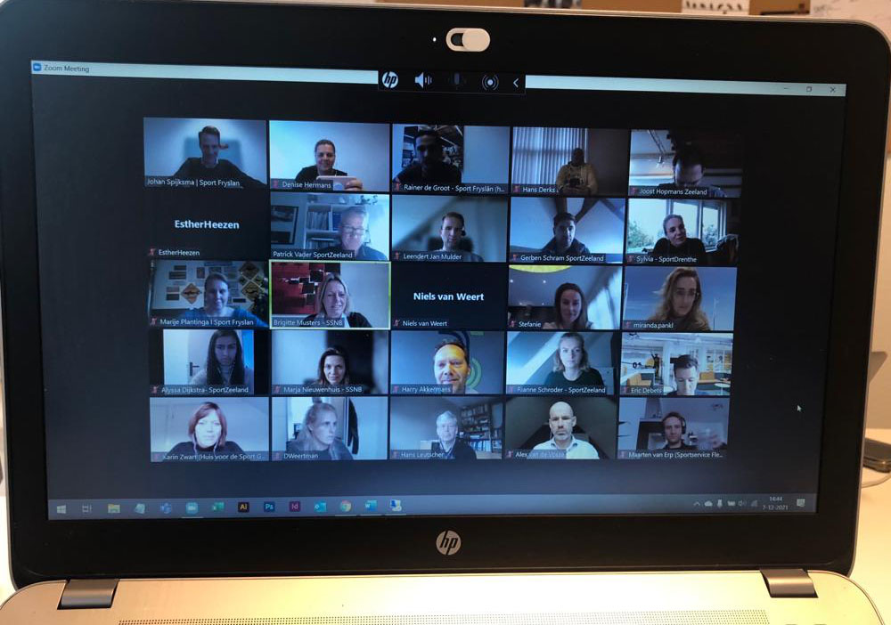 Vanmiddag vond er een kick-off meeting plaats voor de expertteams van Sportkracht 12. Een online meeting met daarin 70 professionals vanuit alle provinciale sportorganisaties die bijeenkwamen om te brainstormen over de verschillende thema's die spelen in sport en bewegen.