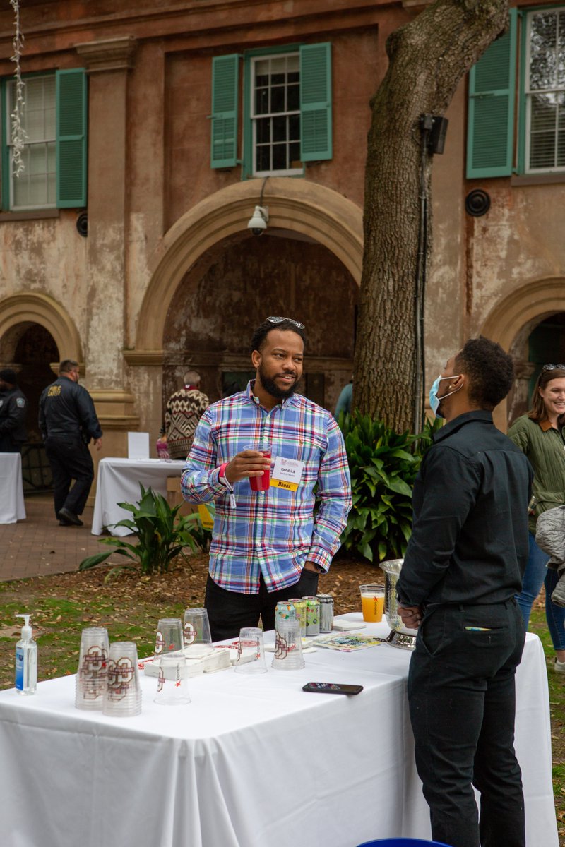 CofCalumni's tweet photo. #FallAlumniWeekend was held Nov. 19-20, and we were fortunate to have many generous sponsors. The Bluestone Ramblers provided musical accompaniment to delicious food, fun, and fellowship. #CofCFAW https://t.co/efjur8X5cY