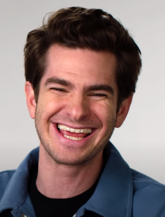 GeekZoneGZ's tweet image. Andrew Garfield es absolutamente maravilloso 🤍💙

Su última entrevista con WIRED es divertidísima y él es una de las mejores personas del mundo. He estado todo el vídeo sonriendo, no es broma. Podéis verla aquí: youtu.be/0zwNZJbM-Gw