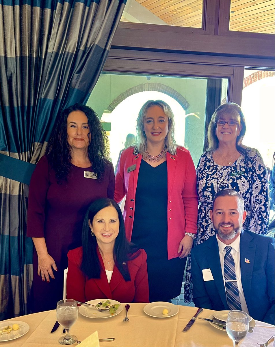 neymotin's tweet photo. A fabulous Annual Pre-Session Luncheon with the Honorable Senator Kathleen Passidomo! Great to see State Attorney Amira Fox Public Defender Kathy Smith, Kevin Karnes Lee County Clerk CFO. Representative Spencer Roach and Senator Lizbeth Benaquisto! Also great to see Elaine Green! https://t.co/wb3OcbnUel