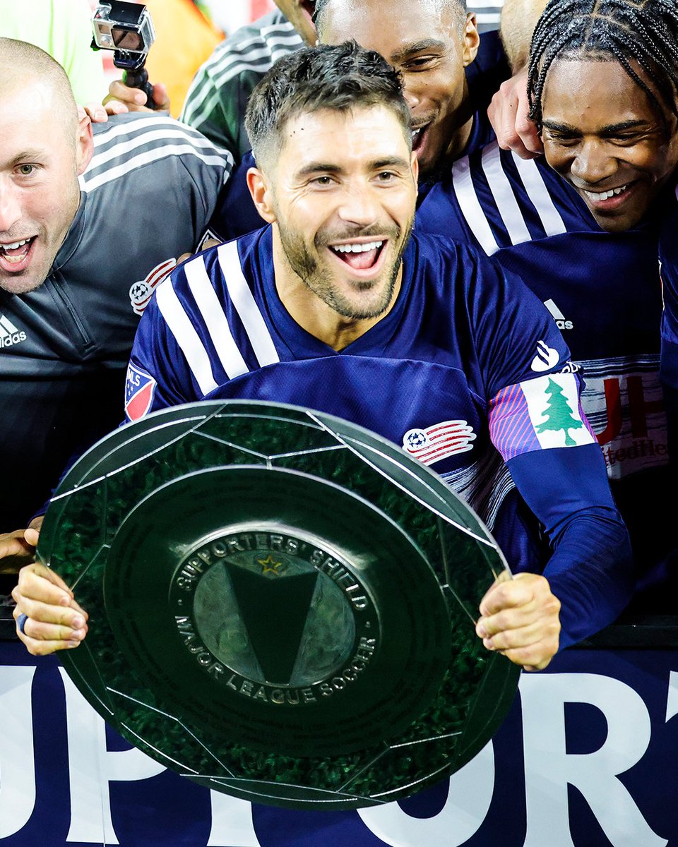 🚨CARLES GIL IS YOUR 2021 MLS MVP 🚨

✅ League-high 18 assists
✅ Captained the Revolution to the club’s first Supporters’ Shield