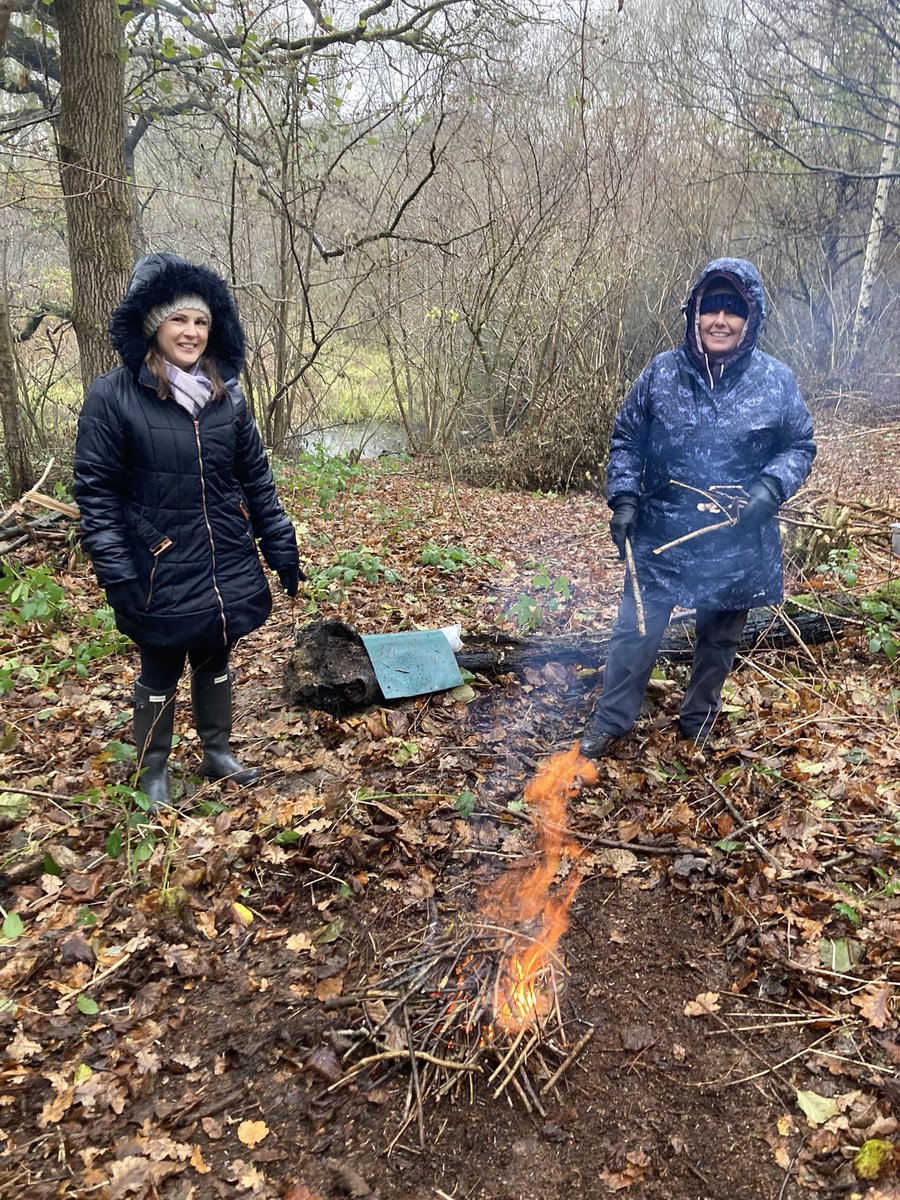 RuthCutts2's tweet image. Huge thanks @DerbysWildlife for a brilliant wild well-being session yesterday. Great to be outdoors with the Av&amp;amp;EreNeuro team! @AlisonLawton5 @DCHStrust #team #winterwellbeing
