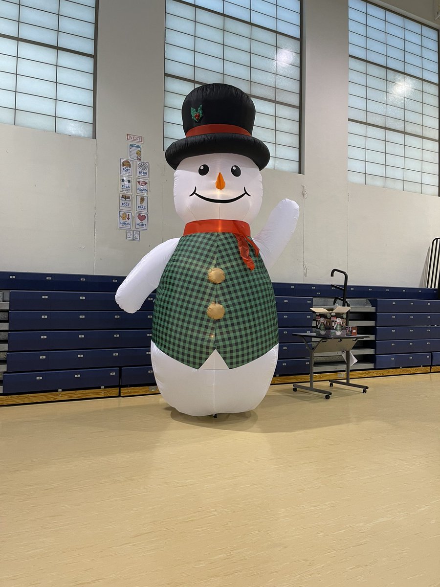 WCphysed's tweet photo. When you’re the PE teacher, who also works for Lowes, you use your employee appreciation discount to buy a 12.5ft snowman for the gym. ⛄️😊. #wilsoncreeklearns #iteachpe #Elempe #physed #physicaleducation https://t.co/PVEN18bgo2