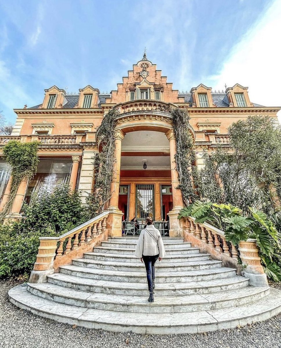 Una exposición de afiches en un lugar soñado... Observatorio <a href="/UnescoVOcampo/">UNESCO Villa Ocampo</a> será la sede para la muestra "Diseñar el Derecho a la Ciencia" 

Toda la info de la convocatoria que realizamos junto a @unescomvdo en esta nota:
miramama.com.uy/2021/12/derech…