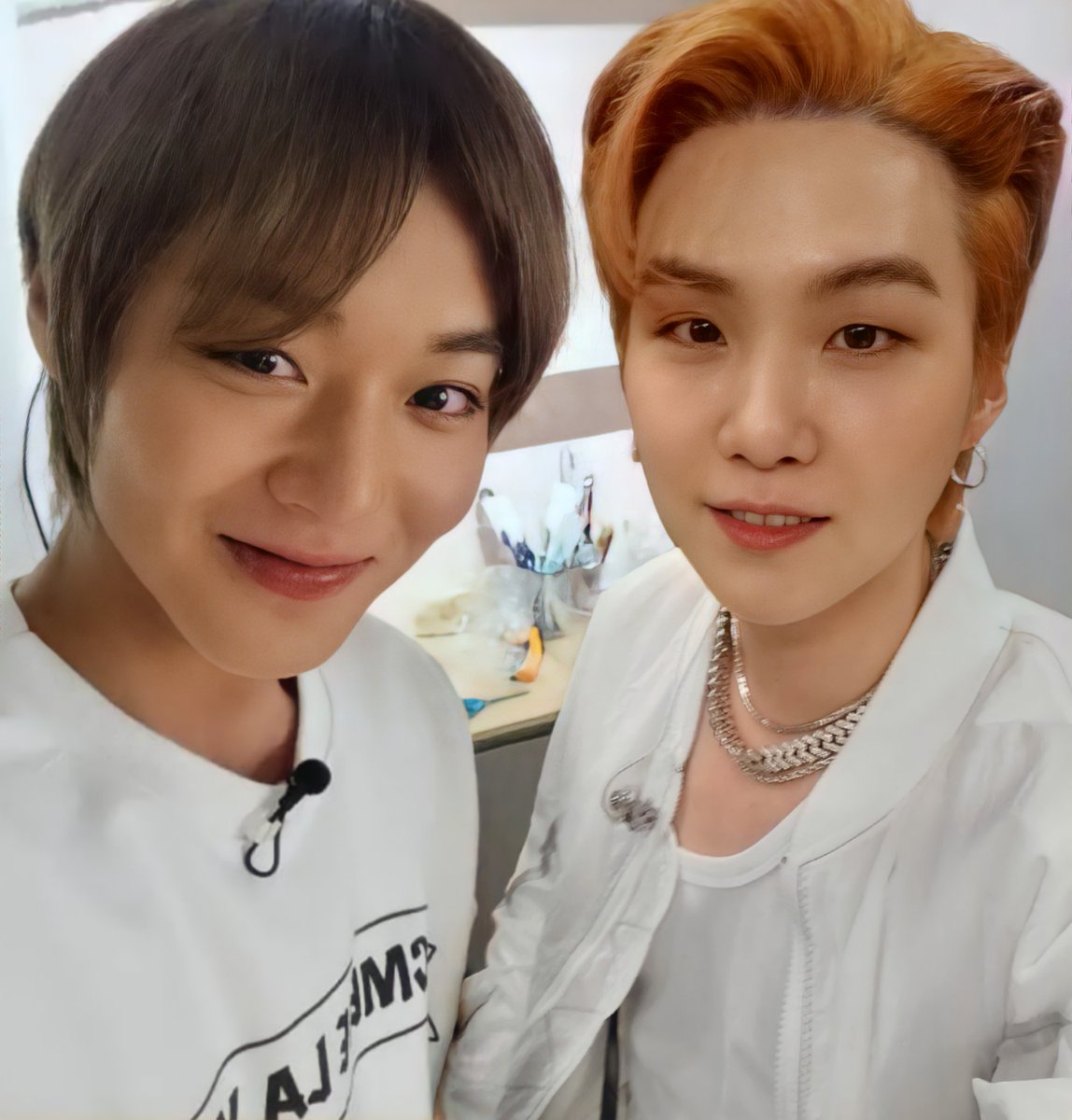 bugnnyarst's tweet photo. "I may forget many things but the love I feel for you, never".

1207 YHOONpdate

#swagywink #yhoon #BTS #방탄소년단 #민윤기 #MinYoongi #슈가 #SUGA #PARKJIHOON #박지훈 #manips #kpopmanips #manipskpop #manipulation https://t.co/Q3whvs6PcW