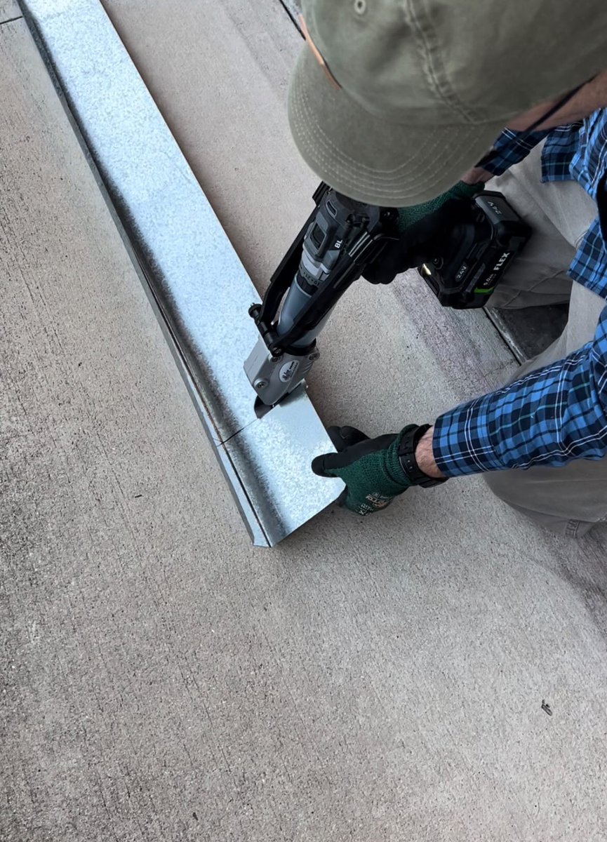 malcotools's tweet photo. A battle of the TSHD versus the TS1 this #TurboShearTuesday ⁠
Which one do you have? 🤔 
📸 credits: @pete.hvac @maestabankin_official @hvac910⁠ https://t.co/cyCIXtW7yH
