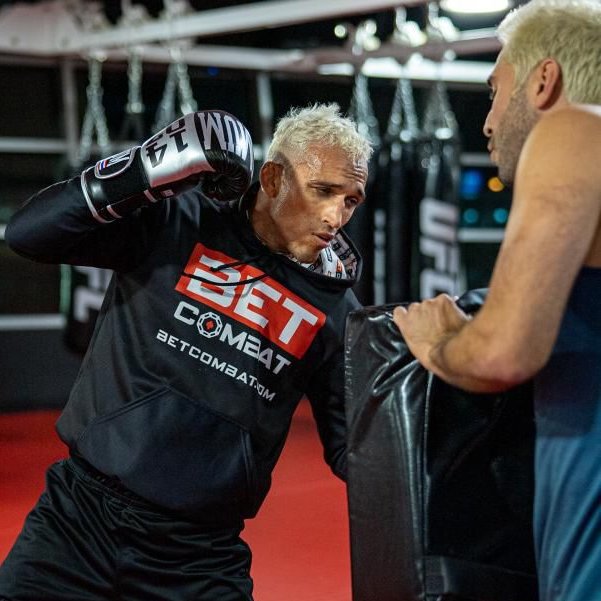 CharlesDoBronxs's tweet image. 4 more days

#UFC269