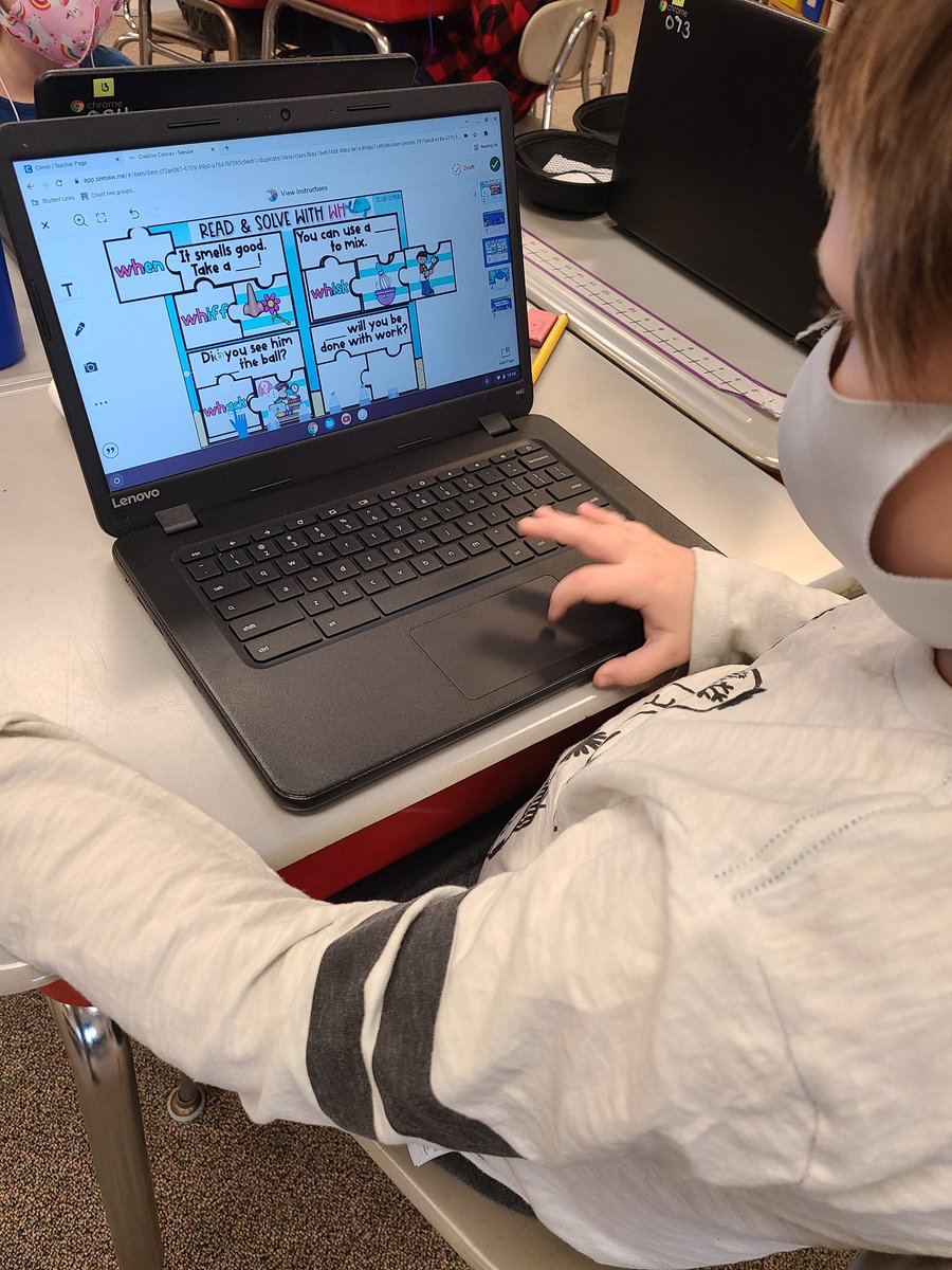 krysti451's tweet photo. Great day in #1stgrade! As always, huge #thanks to @Seesaw and @DuguidJillian for providing such engagement for my students! ❤ #teachertwitter #phonics #1stgradersrock https://t.co/pwYSedOD7y
