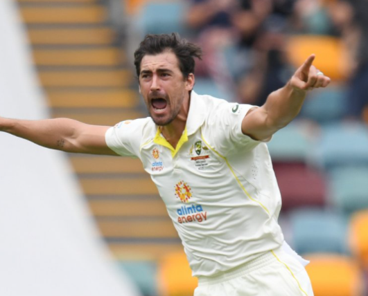 Mitchell Starc's first ball dismissal of Rory Burns was the first time an #Ashes wicket has fallen from the first ball of the match since 1936 when when Australia's Ernest McCormick dismissed England's Thomas Worthington at Brisbane.