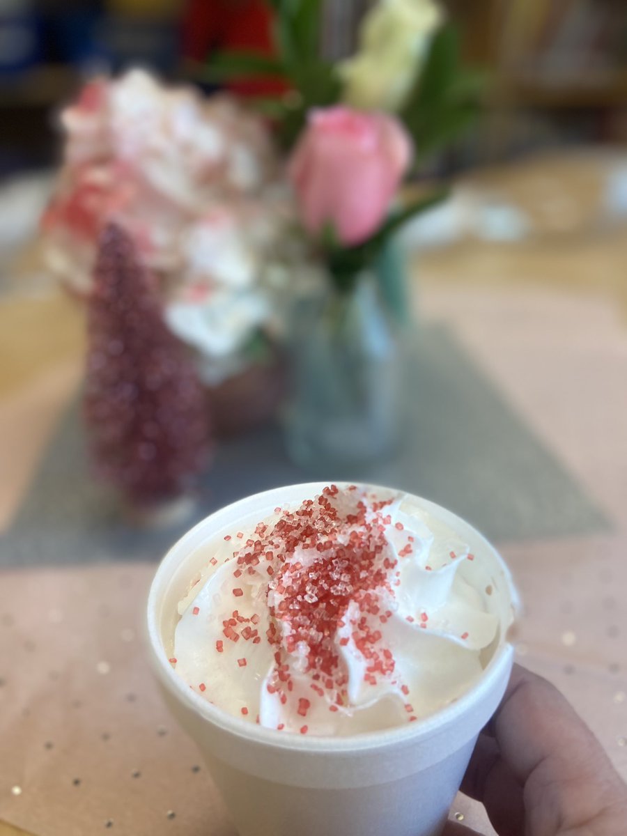 JMistySmith's tweet photo. Baby it’s Cold Outside! Celebrating the upcoming birth of 3rd grade teacher Mrs. H. Smith’s baby girl and of course our amazing staff💕❄️ #ThirteenDaysOfDecember @ABQschools @APSLZ4 @chris_zone4 https://t.co/UorDE1IKl7
