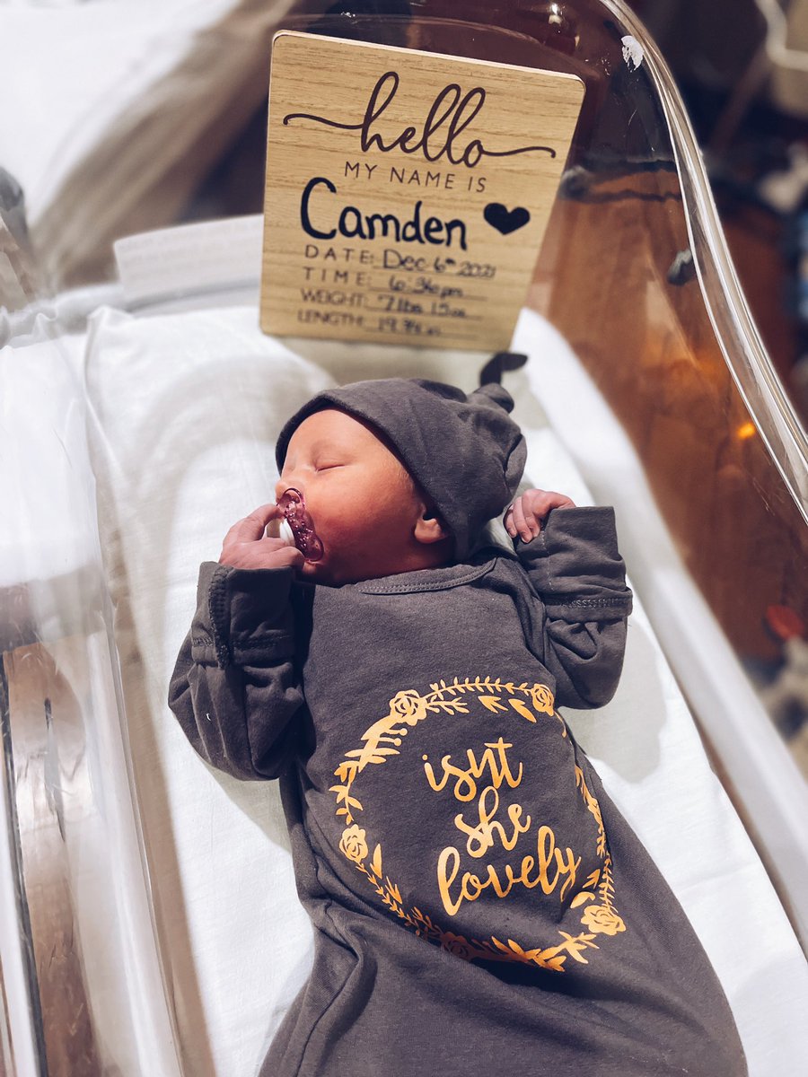 RespectSMGomez's tweet photo. Camden Leigh Ellis finally made her way here yesterday! After an almost 50 hour failed induction process, Baby Cam was finally born last night at 6:36pm via c section on Taylor’s 30th birthday! Weighing 7 pounds 15 oz &amp; measuring 19 inches 3/4 quarters. It was the most (1/2) https://t.co/KhtVLoYsQy