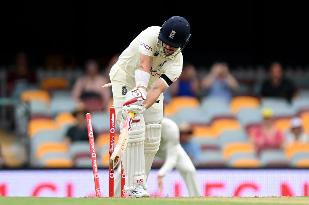 cricketcomau's tweet photo. The art                         The artist https://t.co/iRVJAmx2Q0