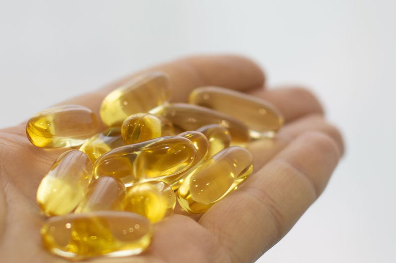 LoriShemek's tweet photo. The best time to take a vitamin D supplement is when it fits your schedule. Always take it with a healthy fat in the morning or when you break your fast

Avoid taking vitamin D in the evening. There’s evidence that vitamin D can suppress melatonin—which affects your sleep quality https://t.co/YvzysMaV5C