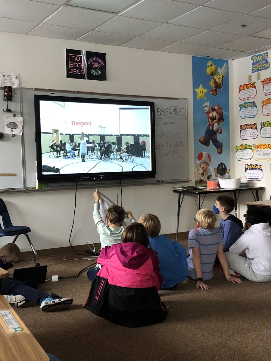 MrEs34Class2021's tweet photo. Today was an amazing day at @learningvikings ! We had so much going on! We had Tie Tuesday, Lunch Bunch and our own scholars playing in our winter Orchestra concert! They did an amazing job, we are beyond proud of them! #learningvikings #orchestra #scholarpower https://t.co/BnCxlGZQUE