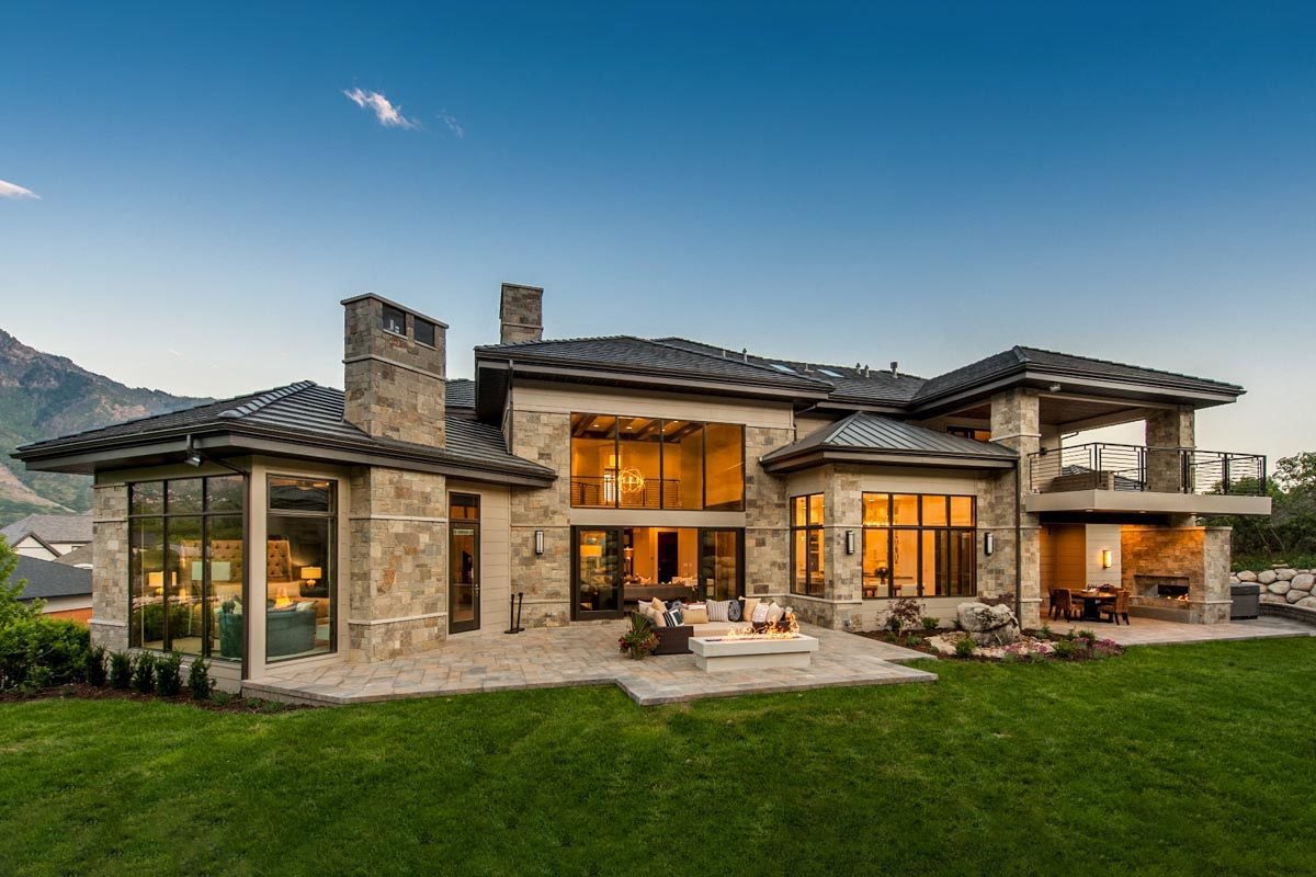 Wanderlust101_'s tweet photo. Bought my first home 🏠 with $XRP &amp; my crypto investments &amp; my brand new Tesla cars for me &amp; my family✨🚘 https://t.co/xBu3yBQmIK