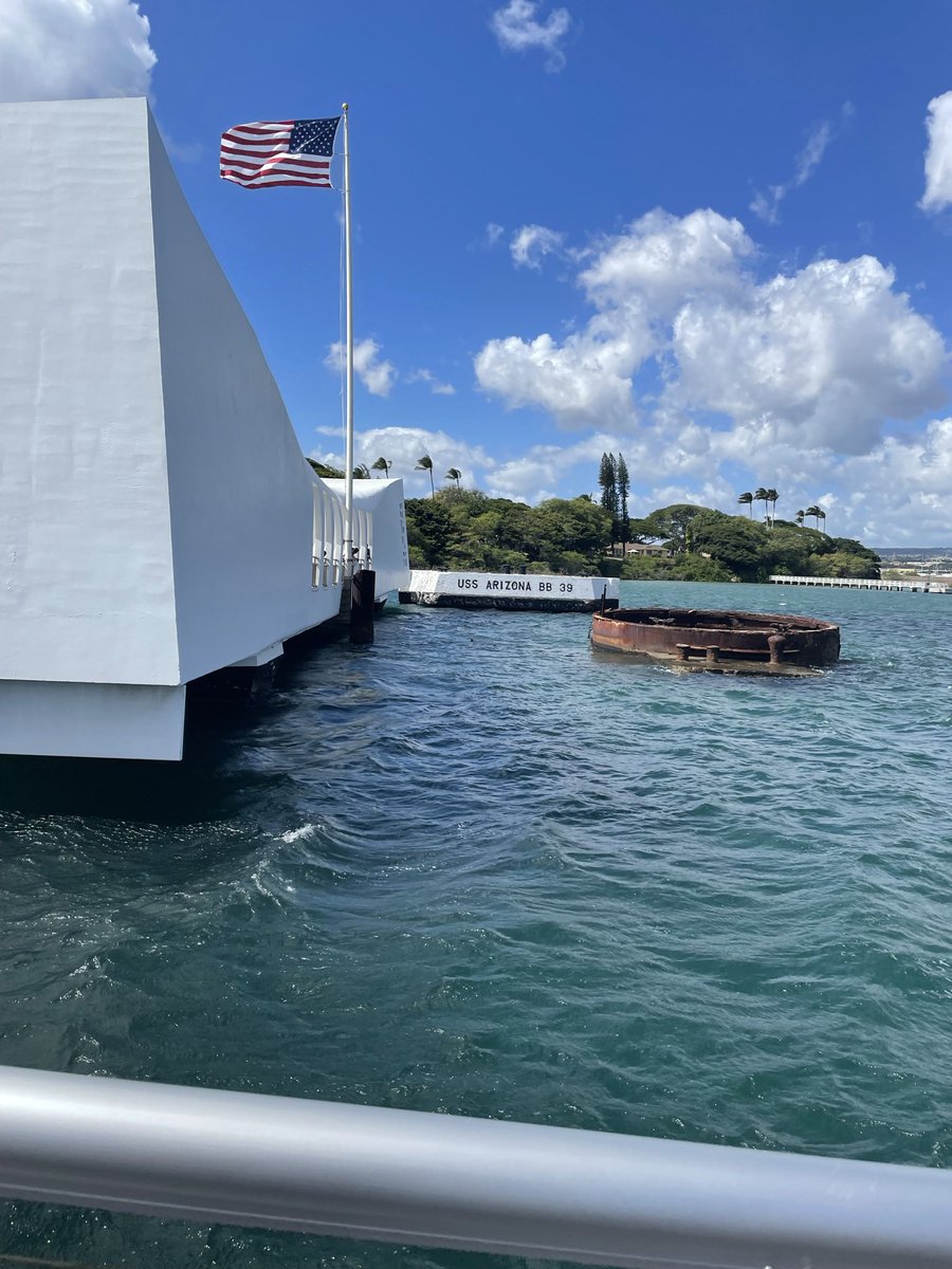 Being able to visit and experience the final resting place of so many brave souls is an experience I will never forget. #PearlHarborRemembranceDay