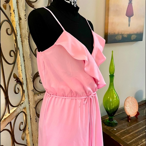 Manique04229693's tweet photo. So good I had to share! Check out all the items I'm loving on @Poshmarkapp from @JenniPeaden @OkayMariahhh #poshmark #fashion #style #shopmycloset #gbgiannibiniforjuniors #ninewest #americaneagleoutfitters: https://t.co/S0xlcr8yFt https://t.co/RxvgvPmTtK