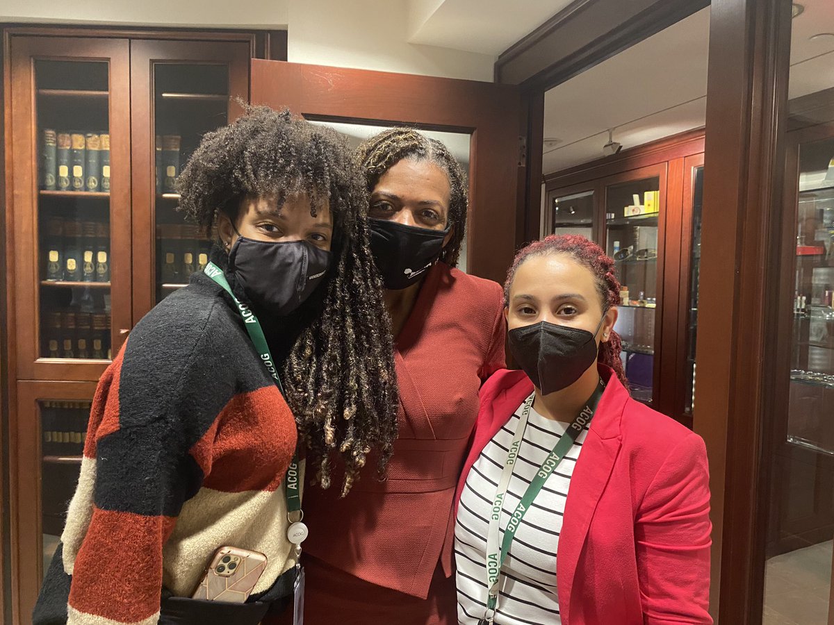 Joia Crear Perry tweet media