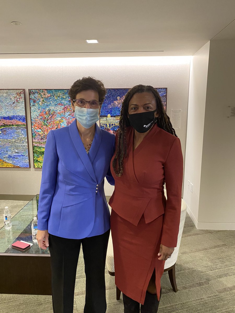 Joia Crear Perry tweet media