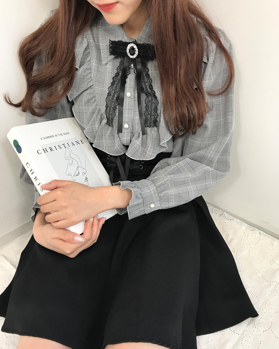 量産型女子 没個性じゃない カワイイ を追求するポジティブなファッションを楽しむ女子たち 自分が可愛いと思うから着る Togetter 量産型女子 没個性じゃない カワイイ を追求するポジティブなファッションを楽しむ女子たち 自分が可愛いと思うから着る Togetter